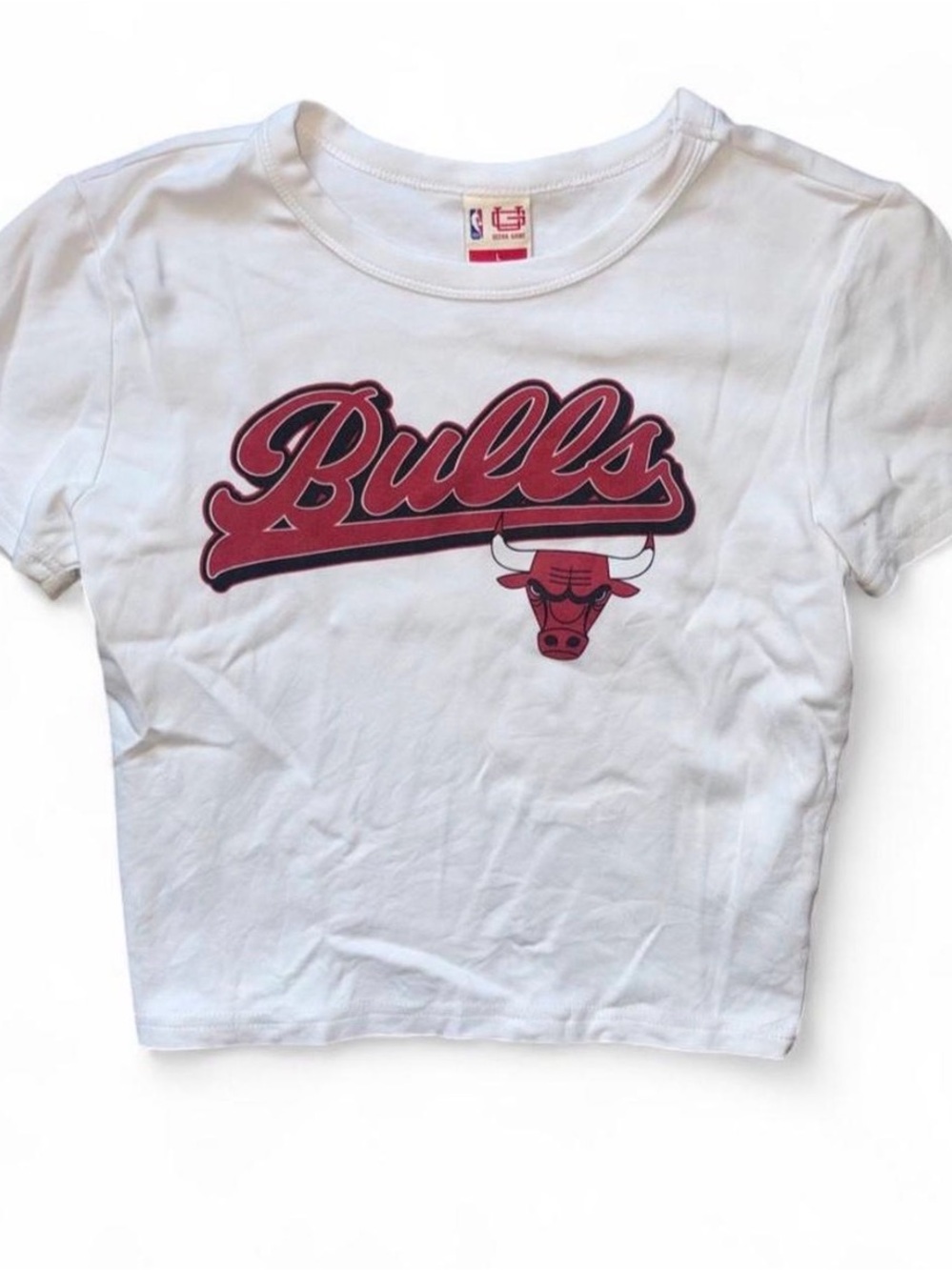 ULTRA GAME NBA Chicago Bulls White Baby Tee | Size L